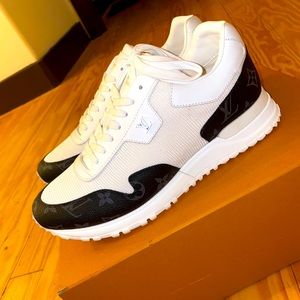 Louis Vuitton Sneakers (Navy Blue& White)